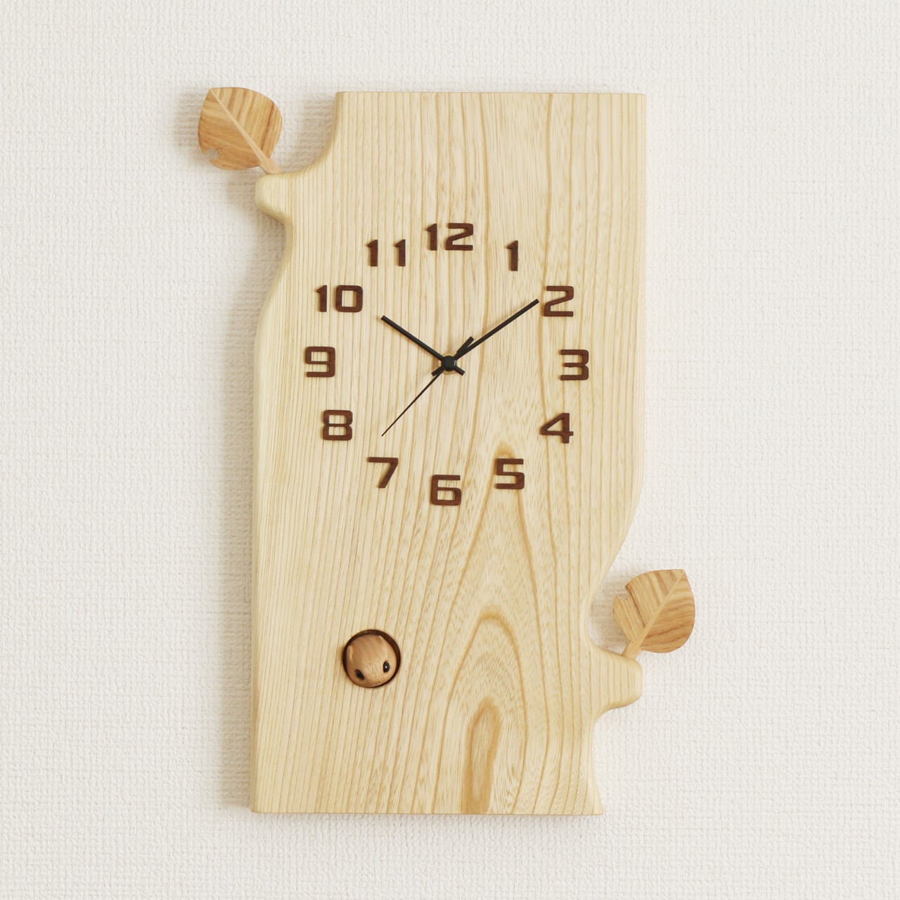 Forest Wall Clock with Adjustable Flying Squirrel Design 40cm - Suzuki