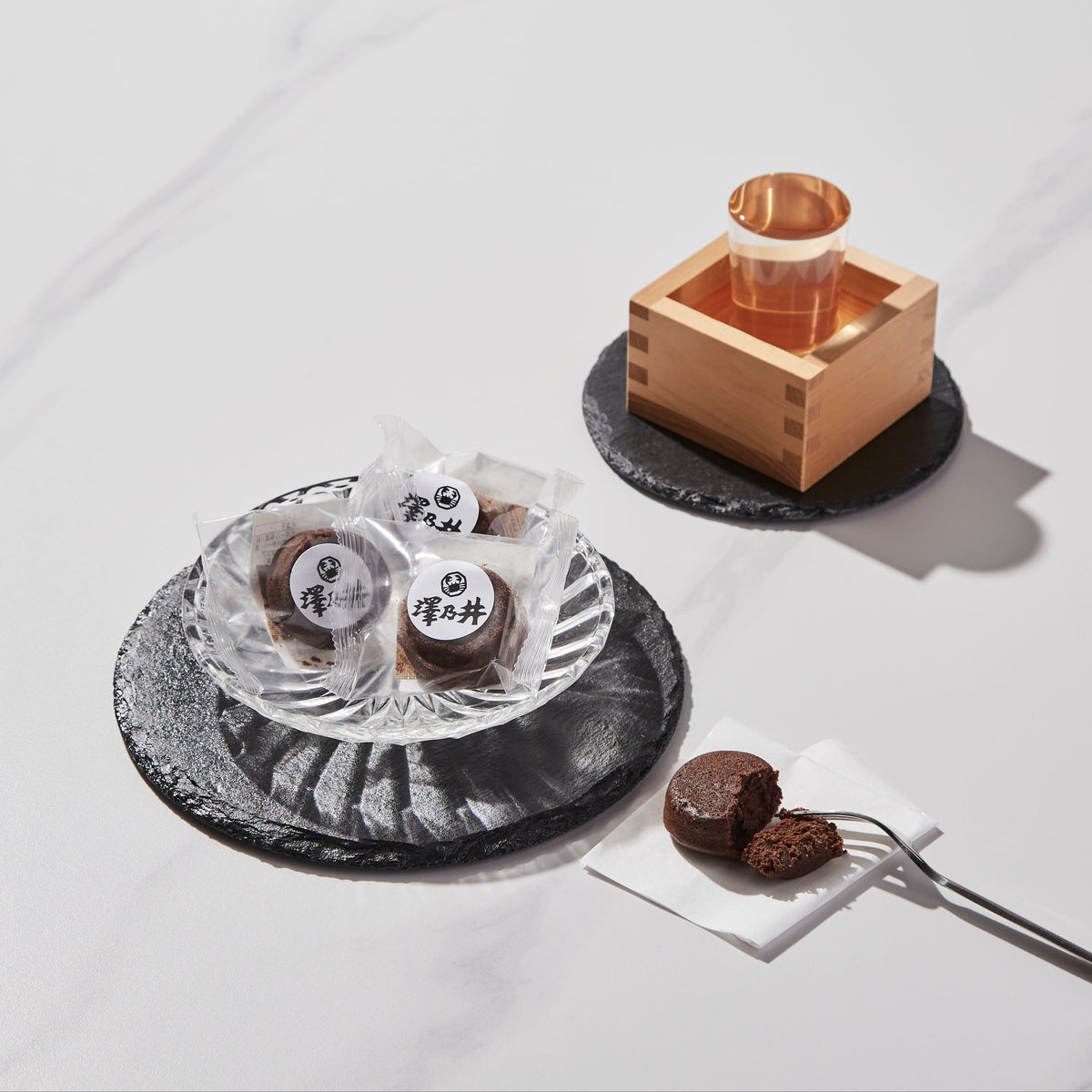 Il Fait Jour Sake Flavor Chocolate Baked & Steamed Sweets 6 Pcs Made i