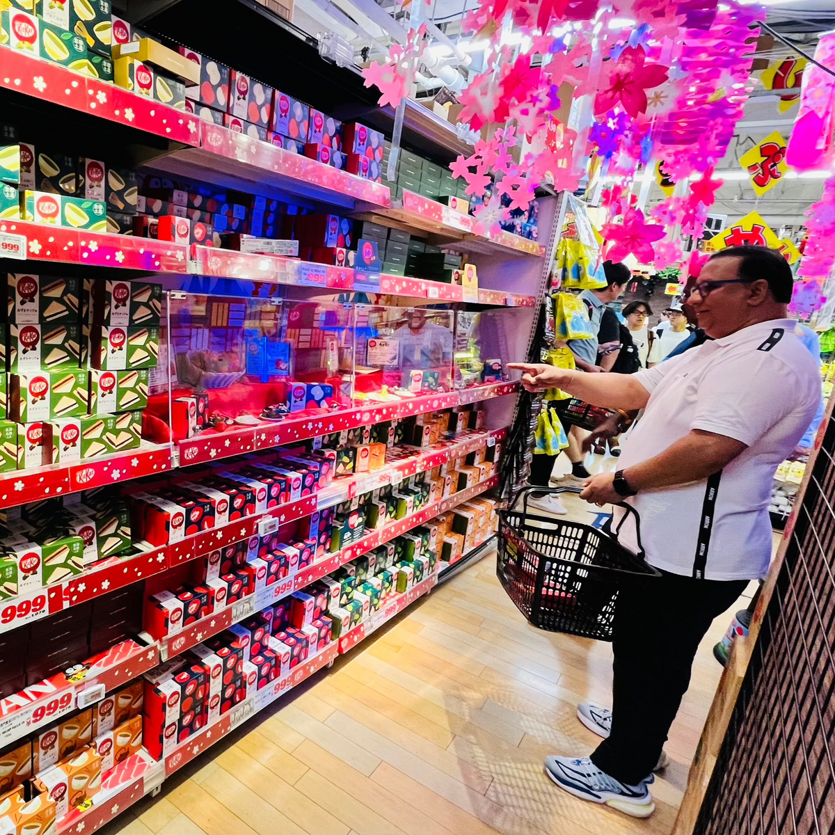 Kit Kat Mini Japan Limited Edition Tokyo Island Refreshing Lemon flavo