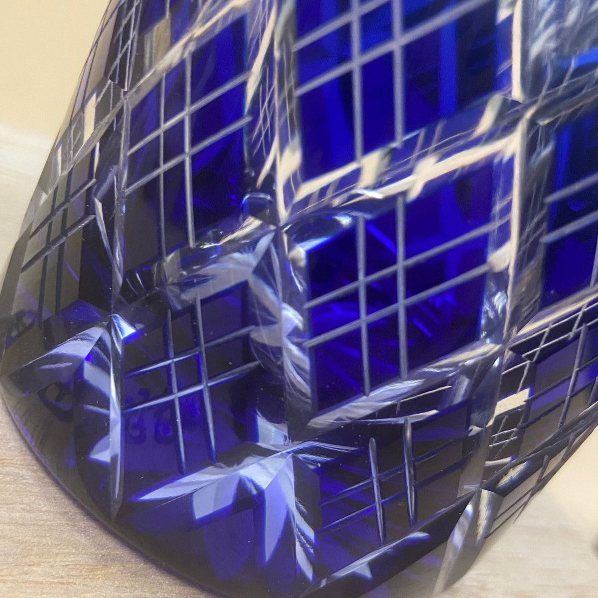 Edo Kiriko HQ Special Samurai Cut Rock Glass Shokakenyaraimon Ruri Blu