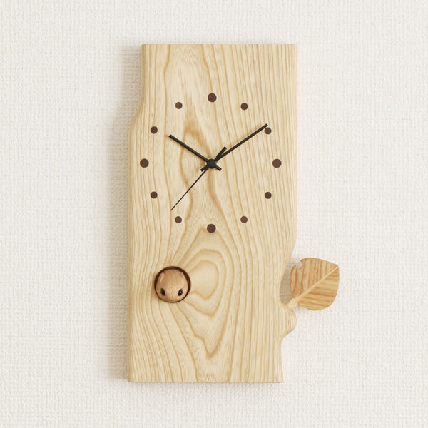 Small Forest Wall Clock with Adjustable Flying Squirrel 30cm - Suzuki