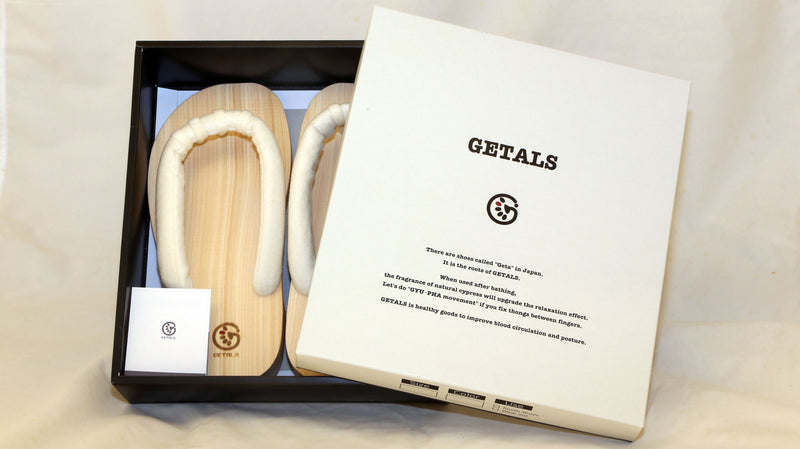 GETALS for Room Five-Toe Indoor Wooden Sandals with Tono Hinoki - Saganoya