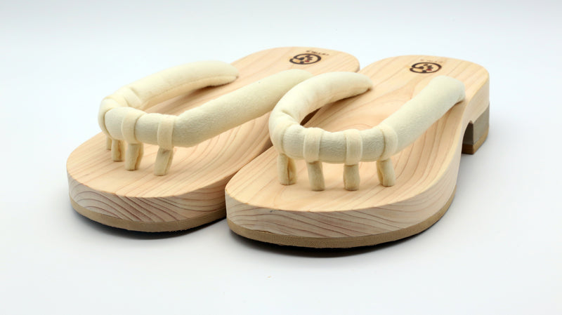 GETALS for Room Five-Toe Indoor Wooden Sandals with Tono Hinoki - Saganoya