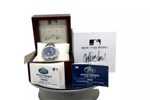 Mint Rare Citizen Watch Seattle Mariners 25th 51 Ichiro Special Model